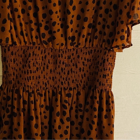 She + Sky Cheetah Print Tiered Smocked Waist Dress Med - Picture 5 of 8